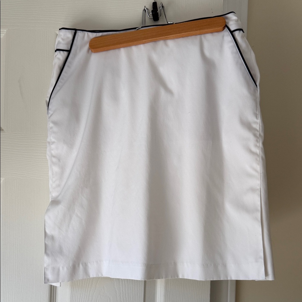 Talbots White Skort with Black Trim